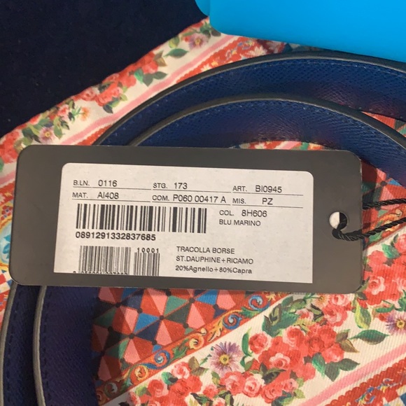 Dolce & Gabbana Mini Sicily neoprene bag. SOLD 😁 - Picture 5 of 5